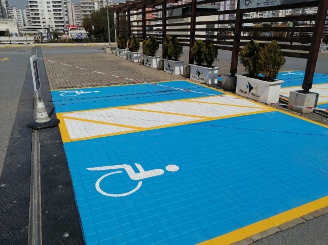 Mersin Forum AVM Otopark İçi Yönlendirme Okları ve Otapark Çizgileri
